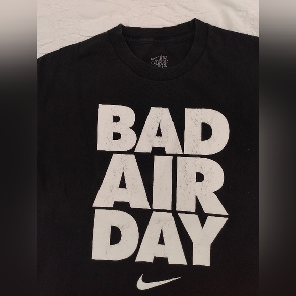 Vintage 90s NIKE BAD AIR DAY Graphic Air Max Pegasus Jordan Bo Jackson T-Shirt - Picture 3 of 11